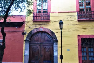 Casa antigua en CoyoacÃ¡n, Ciudad de MÃ©xico.
