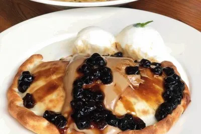 Boba Calzone