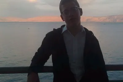 × ×ª×™