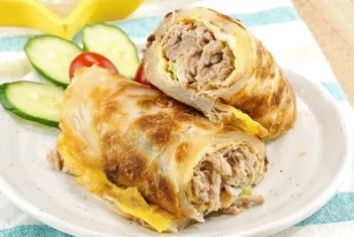 Tuna egg flaky scallion pancake