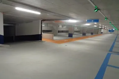empty garage jigsaw puzzle
