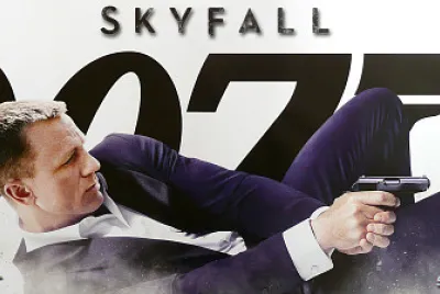 DANIEL CRAIG