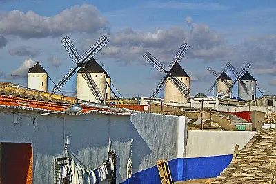 Molinos en Campos de Criptana-La Mancha