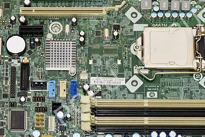 פאזל של MOTHERBOARD