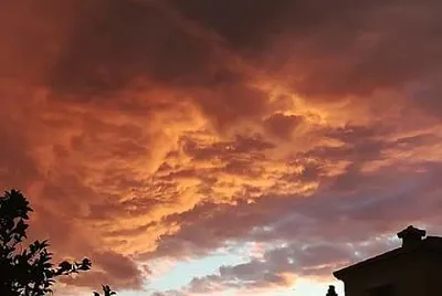 CIELO ROJO