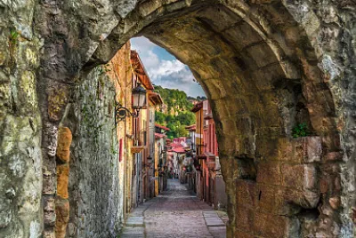 Puebla Vieja-Laredo(Cantabria)