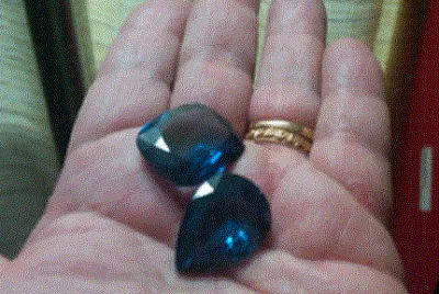 2 Blue Gems