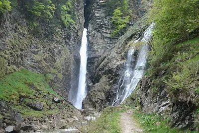 cascades