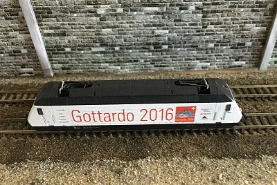Re 460
