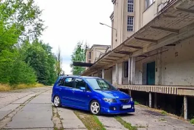 Mazda premacy