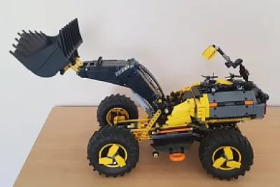 Lego 42081