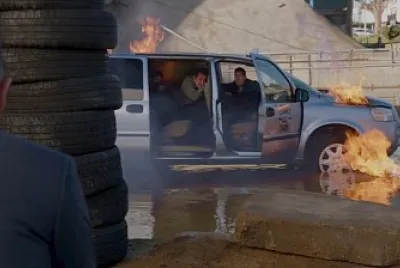 Taxi van on fire! - Fractured