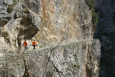 River Cares Route