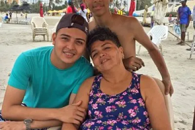 FAMILIA