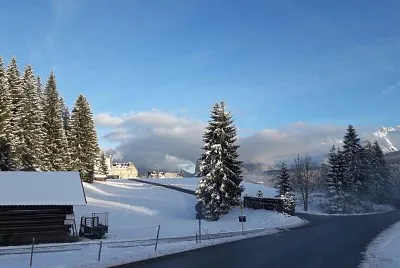 MR 002
