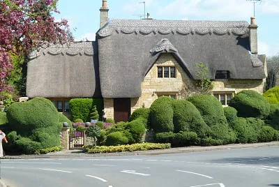 Chipping Camden jigsaw puzzle