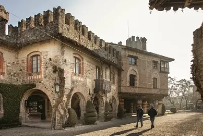 Grazziano Visconti  PC  " borgo antico  "