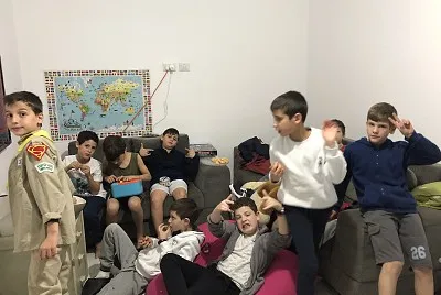 פאזל של ×¤×¢×•×œ×ª ×‘×™×ª
