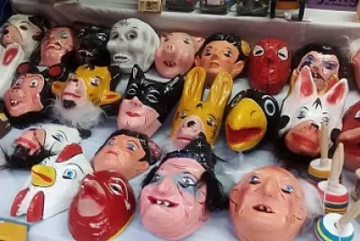 De CartÃ³n y Madera