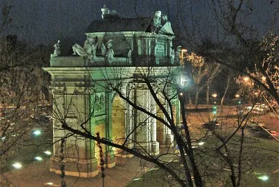 puerta de alcala