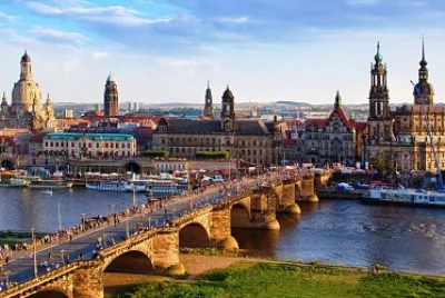 PUENTE DE AUGUSTO, DRESDE, ALEMANIA