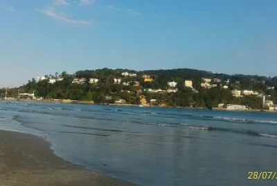 Praia da Enseada com a Península - Guarujá - SP