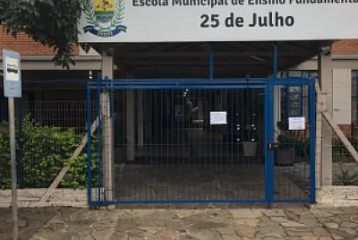Escola 25 de Julho