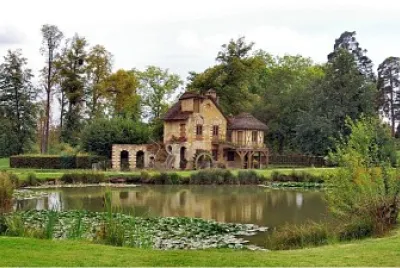 Versailles