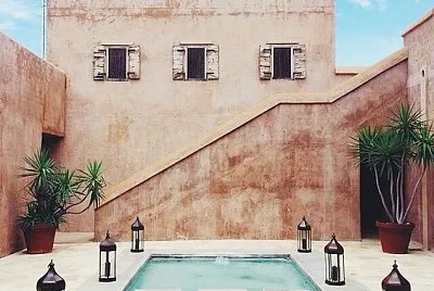 Pool steps jigsaw puzzle