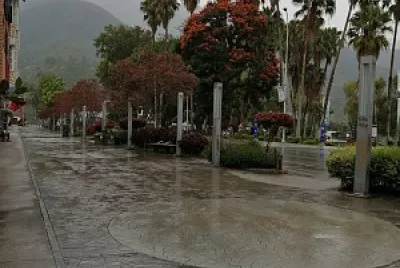 plaza bolivar merida