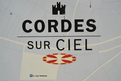 פאזל של cordes sur ciel