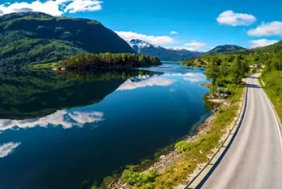 lago azul jigsaw puzzle