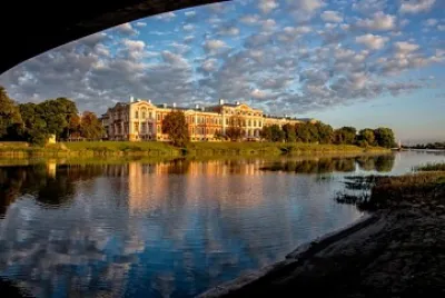 Jelgava (Mitau) Courlande le soir