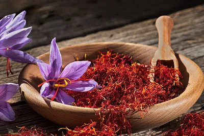 flores - Azafrán