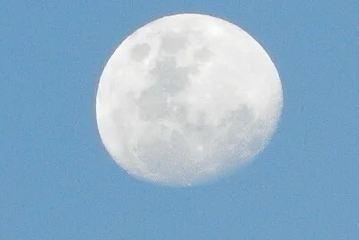 Luna de dia