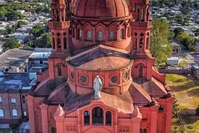 Iglesia del Cerrito de la Victoria jigsaw puzzle