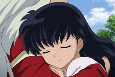 inuyasha abraza a kagome de haber regresado
