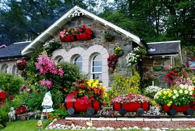 Casa con jardin jigsaw puzzle