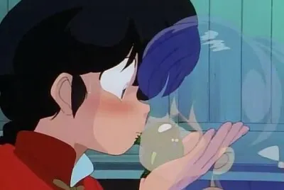 shamppo besa a ranma convertida en rana ranma 1/2