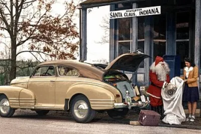 1942 Chevrolet Aerosedan seen in Santa Claus, Indi