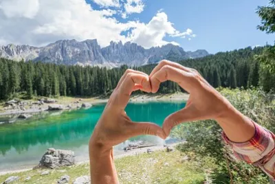 hands jigsaw puzzle