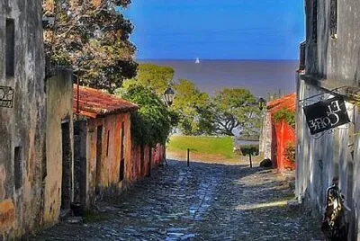 Calle de Colonia Colonial