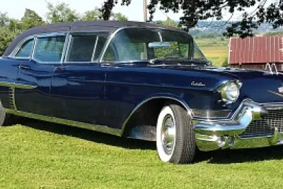 1957 Cadillac Fleetwood Series 75 Limousine jigsaw puzzle