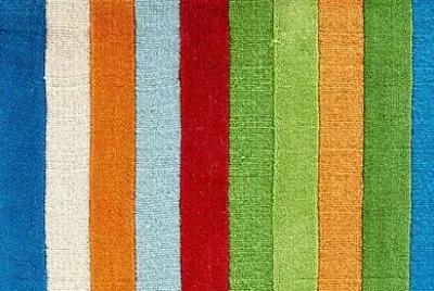 979
