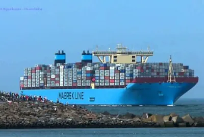 Cargo Ship 5