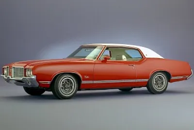 1970 Oldsmobile Cutlass Supreme Holiday Coup