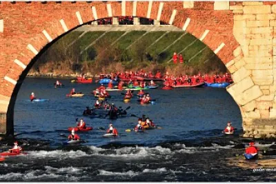 Verona babbi Natale in Adige jigsaw puzzle