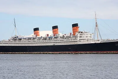 פאזל של RMS Queen Mary launched 1934