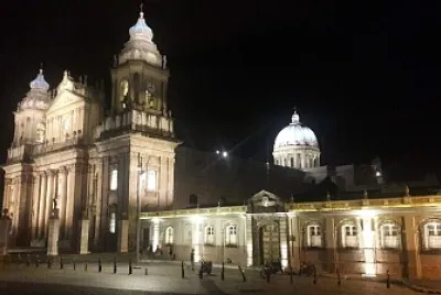 GUATEMALA , CATEDRAL METROPOLITANA