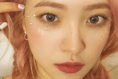 YERI-RED VELVET